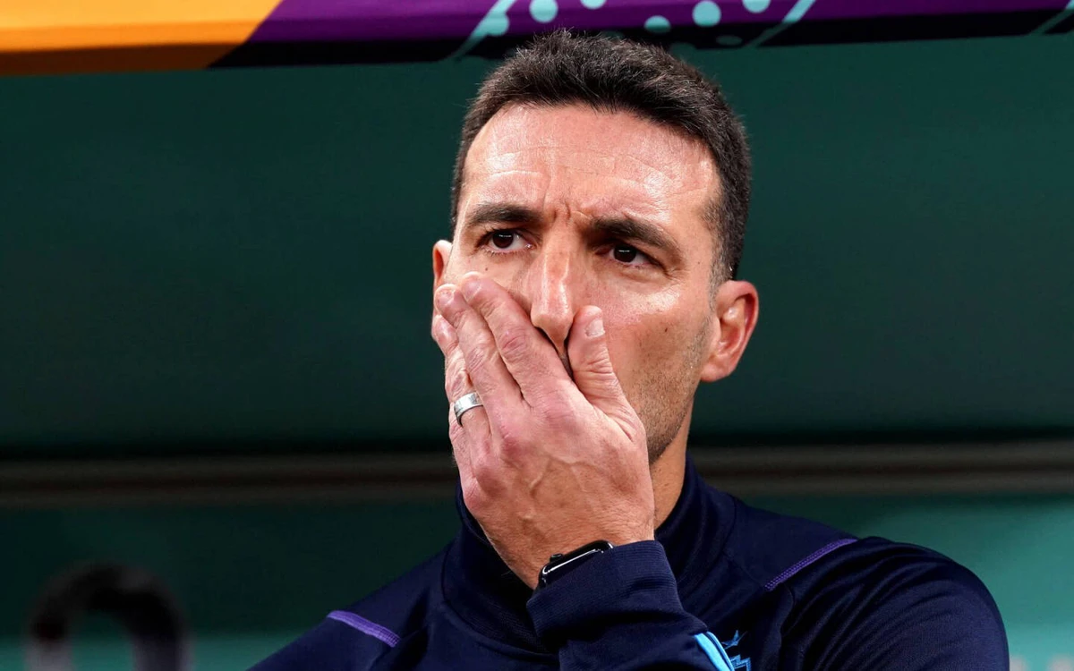 Scaloni, đã đến ngày anh phải chống lại người Tây Ban Nha và 'cô gái áo đen' yêu dấu!