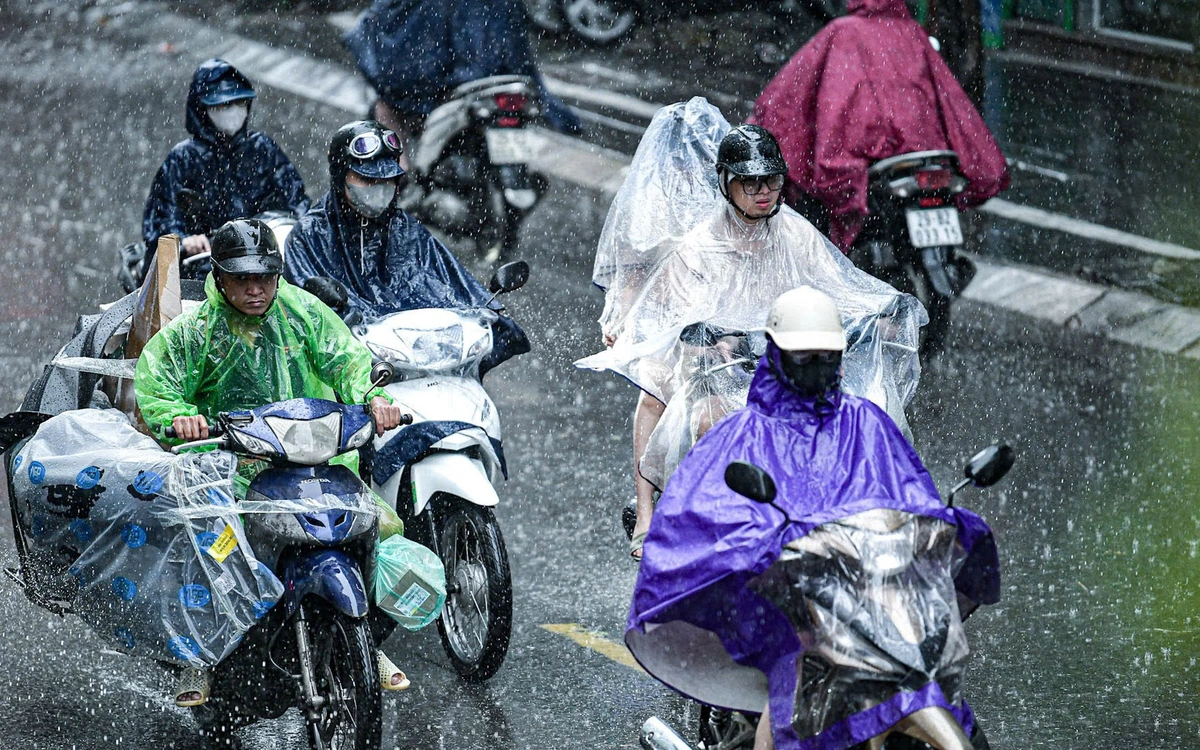Thời tiết hôm nay 23-7: Trung Bộ vẫn nắng gay gắt, Bắc Bộ chuyển mưa