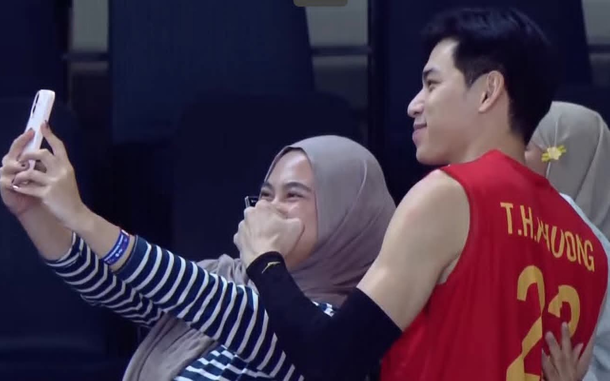 Vì sao CĐV Indonesia cổ vũ cho tuyển bóng chuyền Việt Nam?