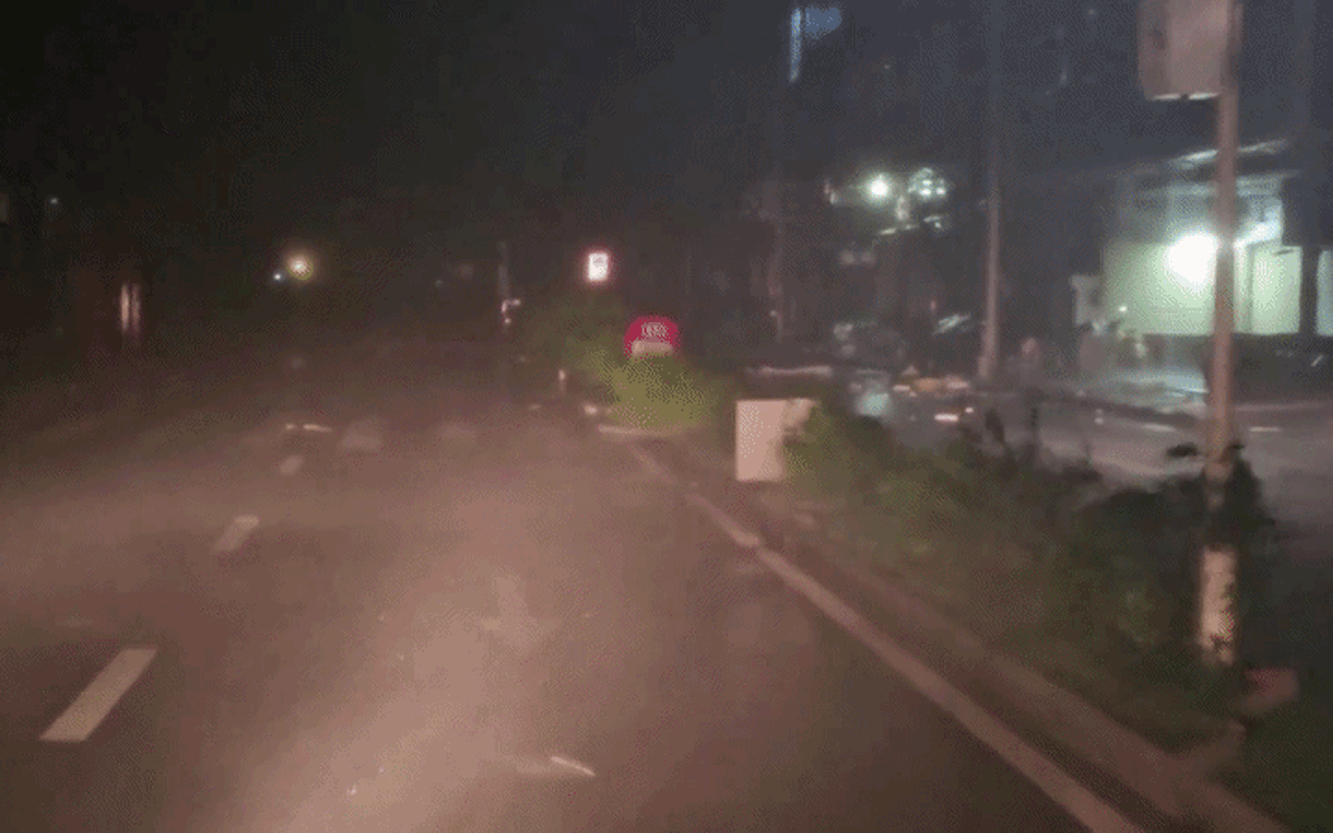 Bão Noul đổ bộ Trung Quốc, hơn 700.000 người sơ tán, hơn 700 chuyến bay bị huỷ