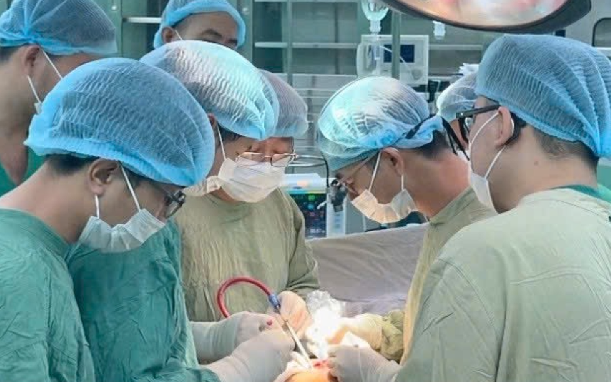 Bệnh viện Nhân dân 115 'cầm tay chỉ việc', chuyển giao kỹ thuật cho Bệnh viện Đa khoa Bà Rịa