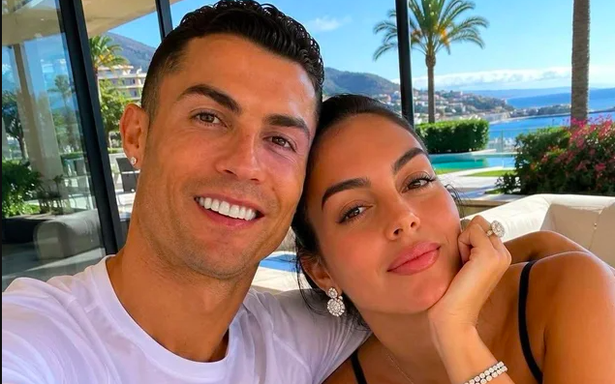Tin Ronaldo và Georgina đám cưới cuối tuần này là tin giả?