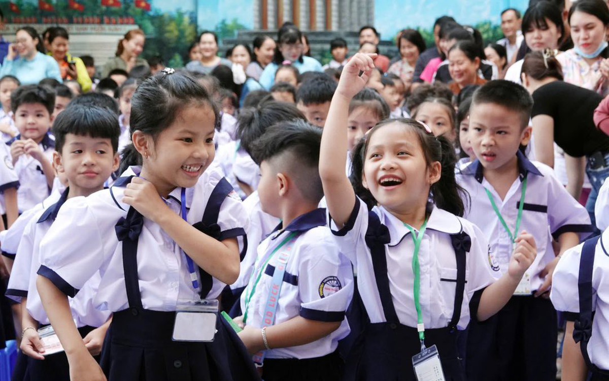 TP.HCM miễn học phí năm học mới, phụ huynh vẫn phải đóng những khoản nào?