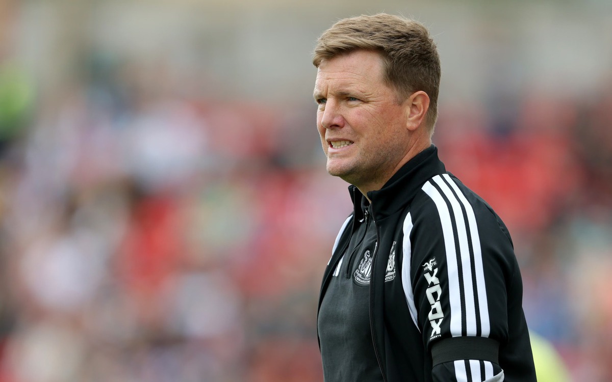 Newcastle chia tay HLV Eddie Howe sau 5 năm
