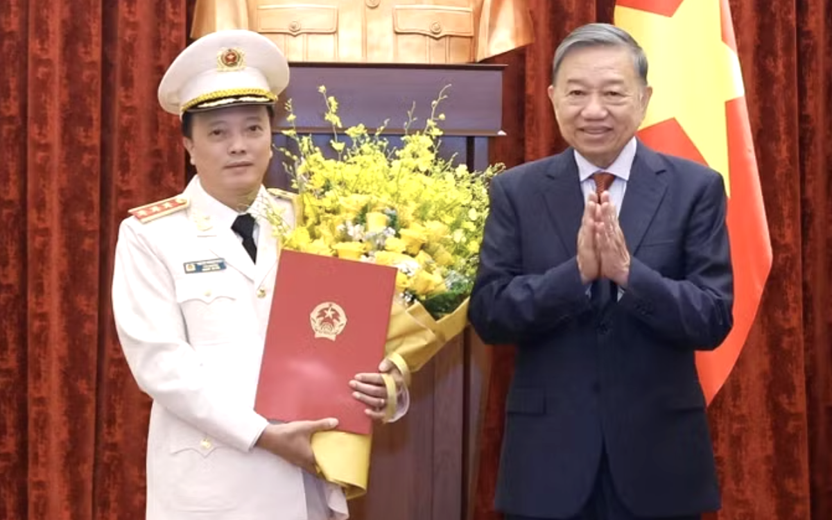 Thứ trưởng Bộ Công an Đặng Hồng Đức được thăng quân hàm Thượng tướng