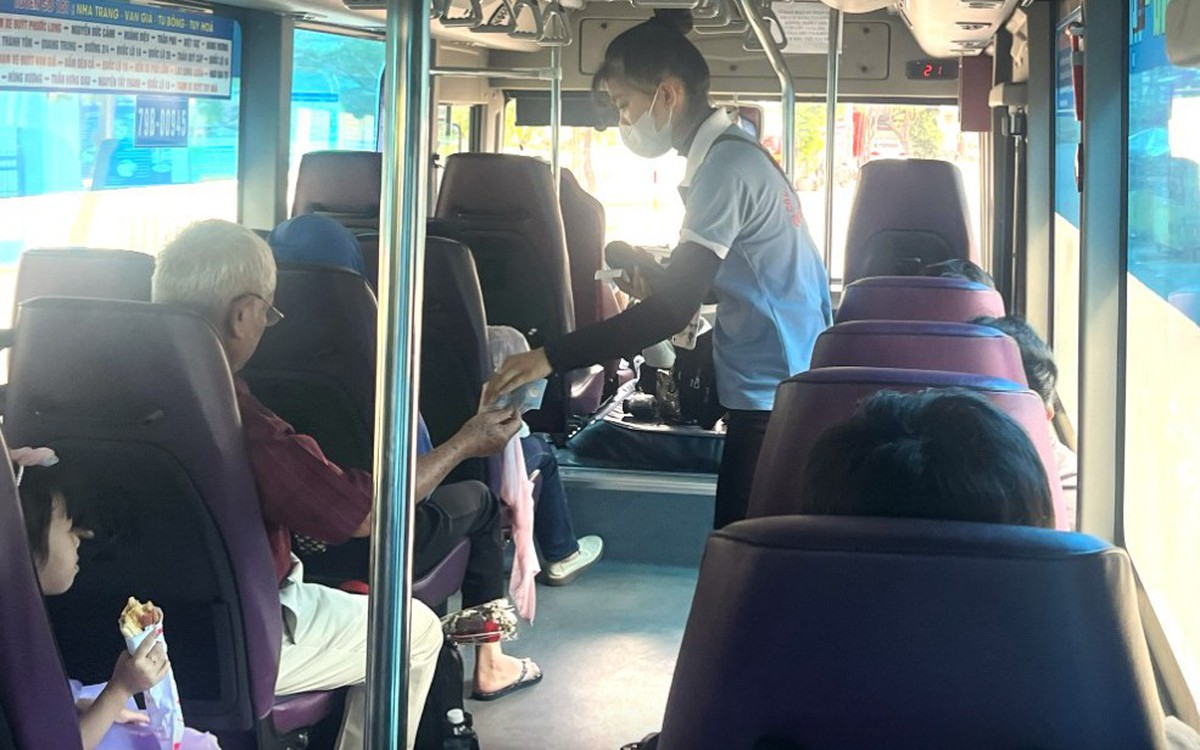 Trẻ dưới 6 tuổi, người khuyết tật, người có công được Khánh Hòa miễn phí xe buýt