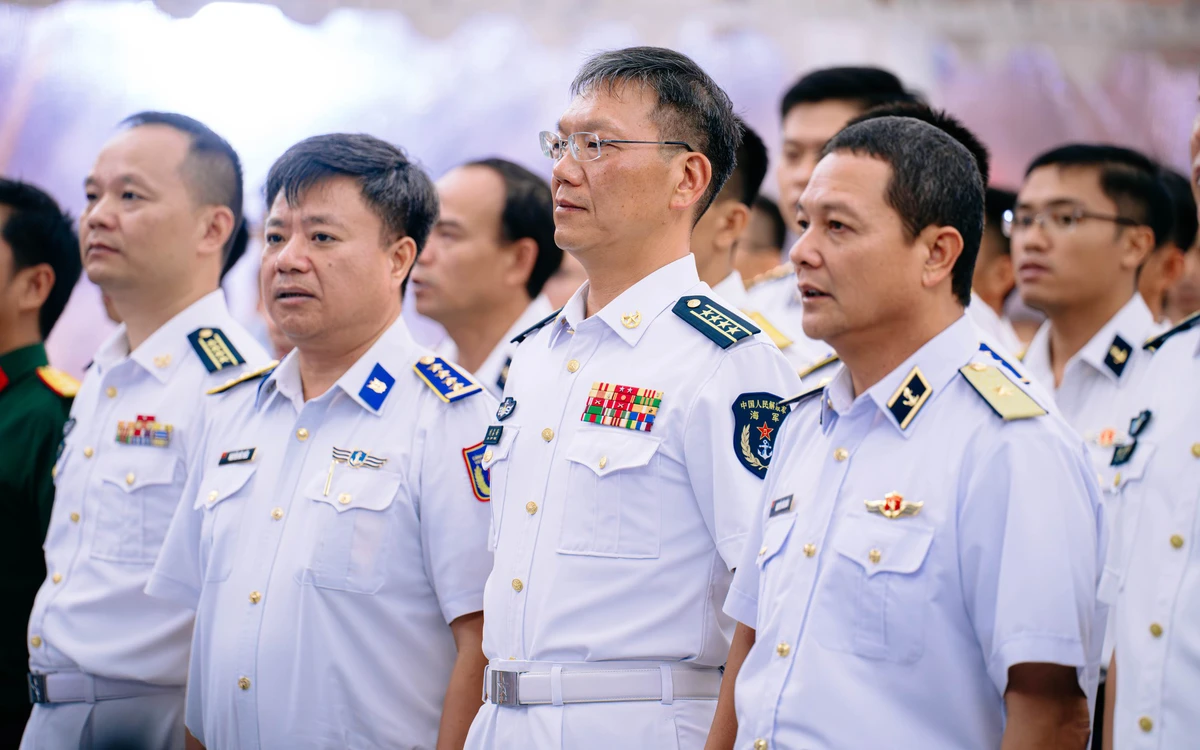 Hải quân Việt Nam - Trung Quốc tăng cường giao lưu, thúc đẩy hợp tác