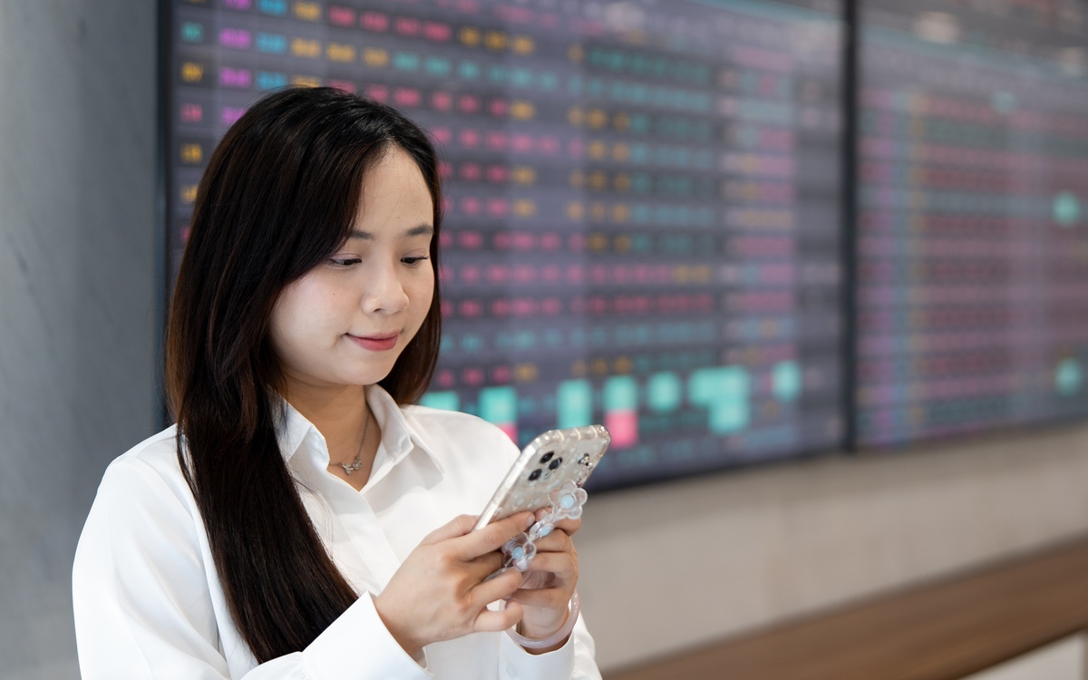 Chứng khoán 11-8: Cổ phiếu vốn nhà nước có giúp VN-Index vượt 1.800 điểm?