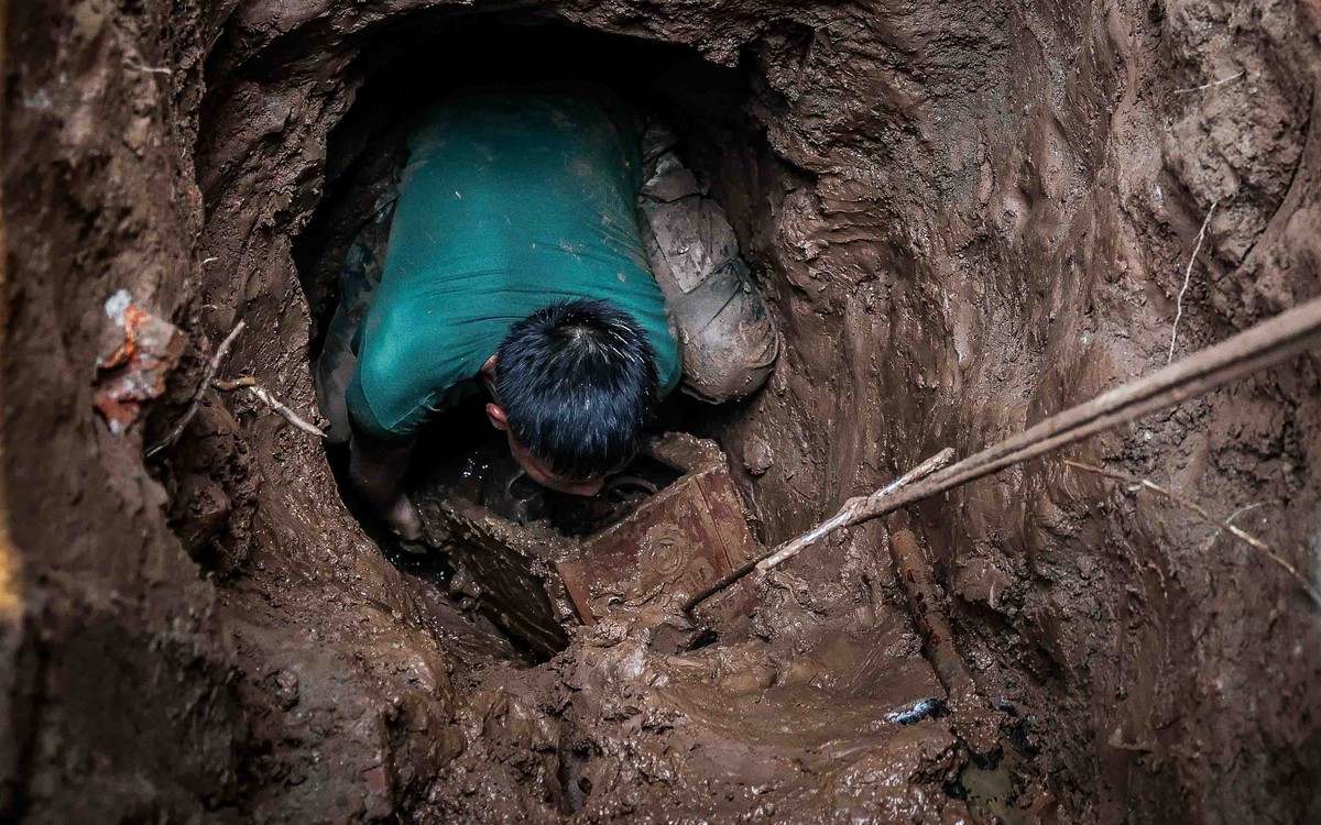 Khai quật tìm danh tính 469 Liệt sĩ chống Pháp sau 70 năm tại Nghĩa trang Mai Dịch