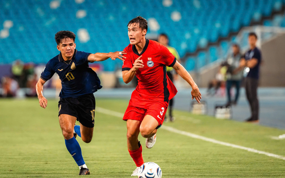 Singapore - Thái Lan (Hiệp 1) 0-1: Poeiphimai mở tỉ số