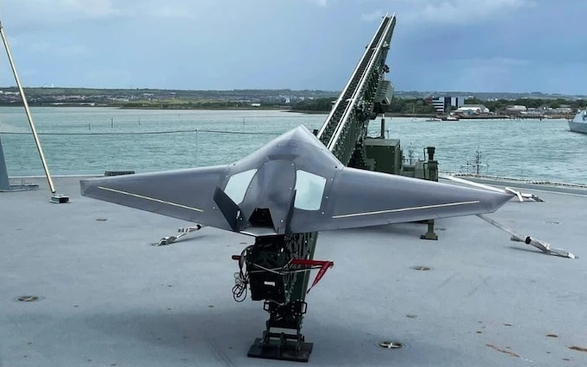 Nga dọa Anh sẽ 'trả giá' vì cấp drone cho Ukraine; Kiev lại thay tướng