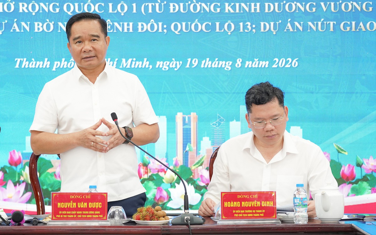 Chủ tịch UBND TP.HCM Nguyễn Văn Được chỉ đạo gom các dự án ven kênh rạch cùng tuyến