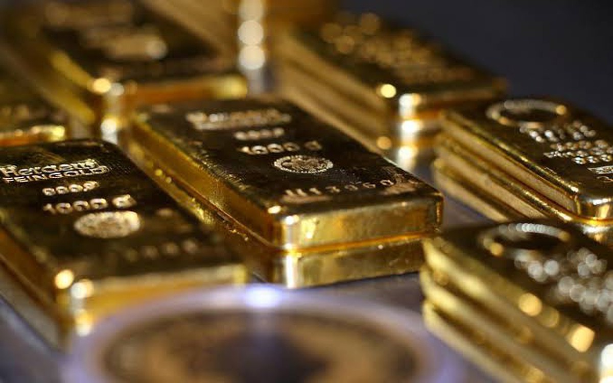 Giá vàng tăng 150 USD, vượt 4.500 USD/ounce; dầu tăng phiên 20-8