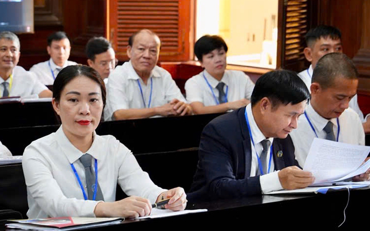 Mang điện thoại, laptop vào phiên tòa: Chủ tọa sẽ xem xét khi có đề nghị