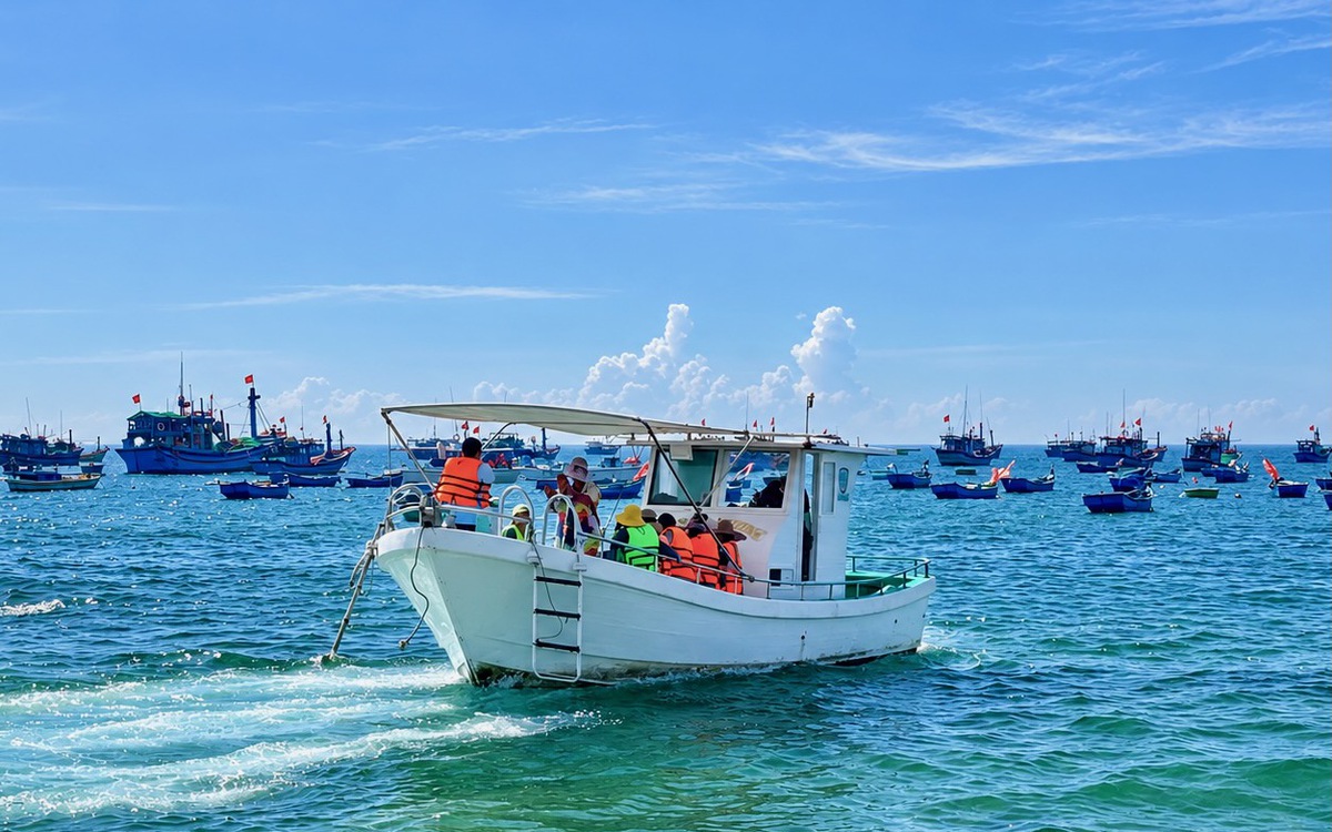 Đắk Lắk đầu tư bến thủy nội địa phục vụ khách tham quan tour đảo