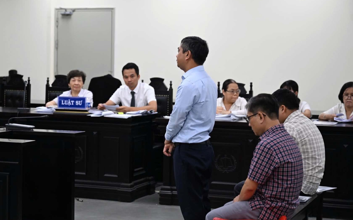 Vụ ‘ăn chặn’ tiền A80: Cựu hiệu trưởng nói ‘bận quá, cấp dưới báo gì biết đó’, bị đề nghị 3 - 3,5 năm tù