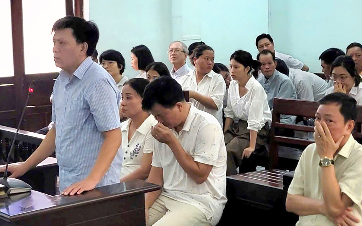 Cựu Phó chánh tòa và cựu Phó viện trưởng Viện Kiểm sát nhân dân TP Huế lãnh án vì nhận hối lộ
