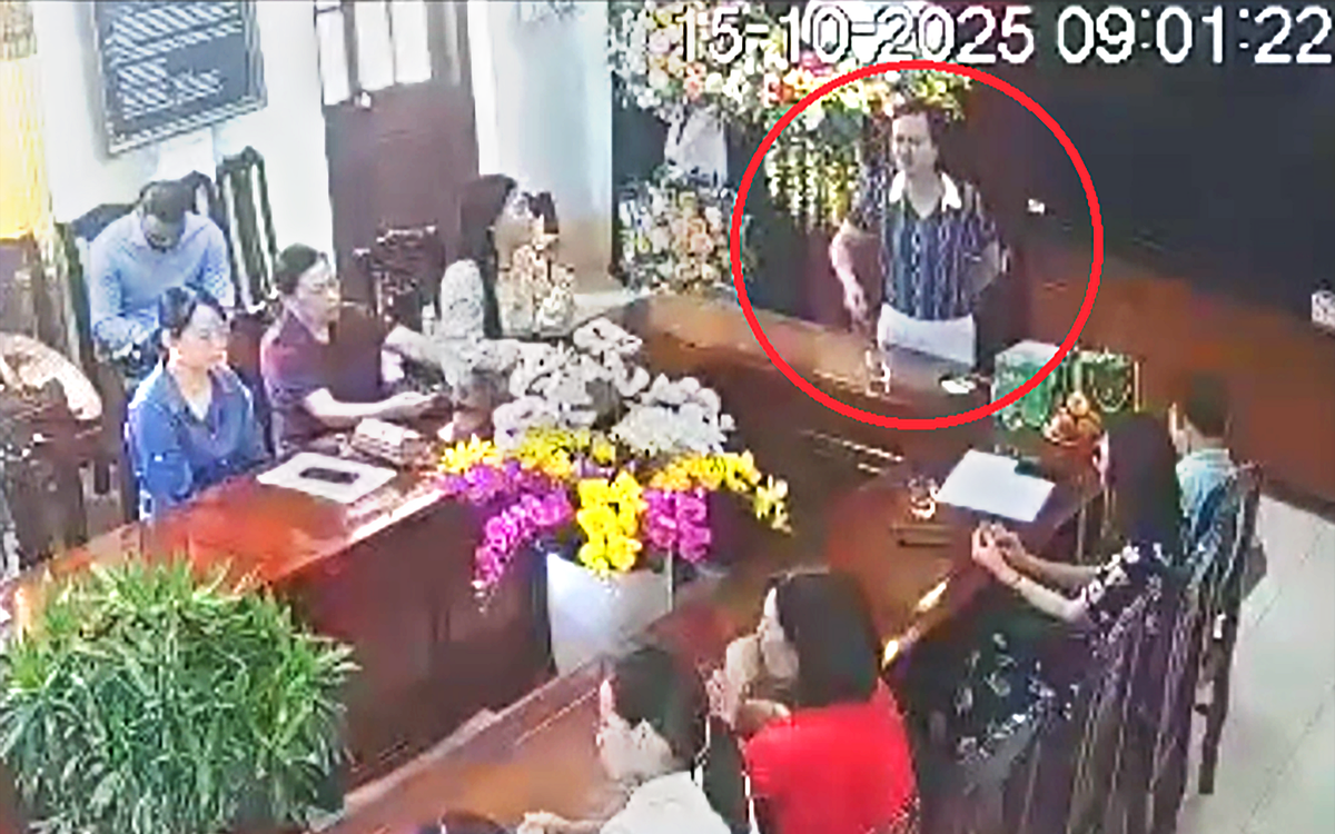 Nữ hiệu trưởng ‘ném cốc’ ở Ninh Bình không làm hiệu trưởng trường mới sau sắp xếp