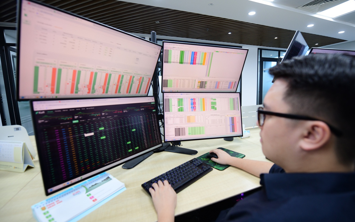 Chứng khoán 26/8: VN-Index tăng 4 phiên liên tiếp, dự báo khó vượt 1.800 điểm