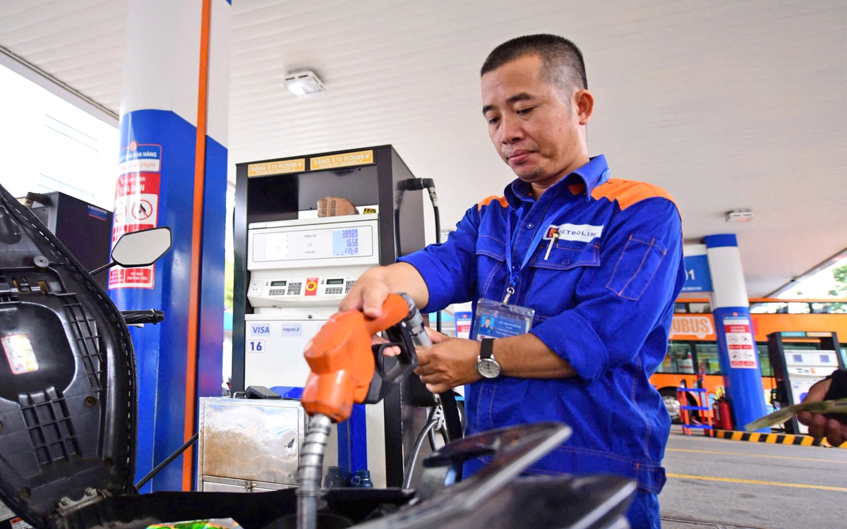 Bộ Công Thương điều chỉnh giảm giá xăng dầu từ 15 giờ ngày 27-8