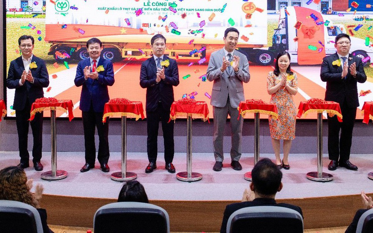 C.P. Việt Nam xuất khẩu lô thịt gà chế biến đầu tiên sang Hàn Quốc
