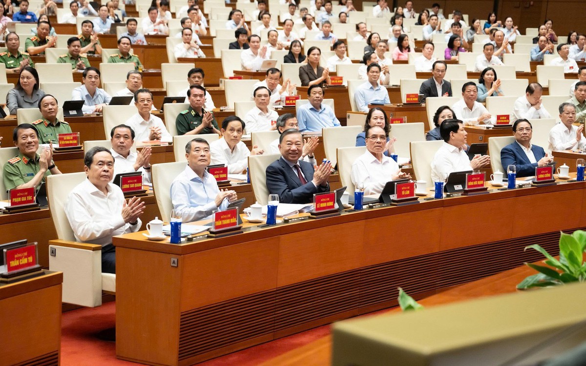 Bộ Chính trị, Ban Bí thư tổ chức hội nghị toàn quốc quán triệt một số nghị quyết, chỉ thị