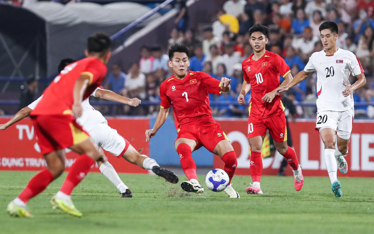 Cổ động viên Đông Nam Á sốc với thất bại của U20 Việt Nam