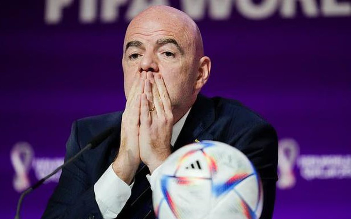 Chủ tịch LĐBĐ Jordan cáo buộc FIFA 'tống tiền', ép ủng hộ ông Infantino