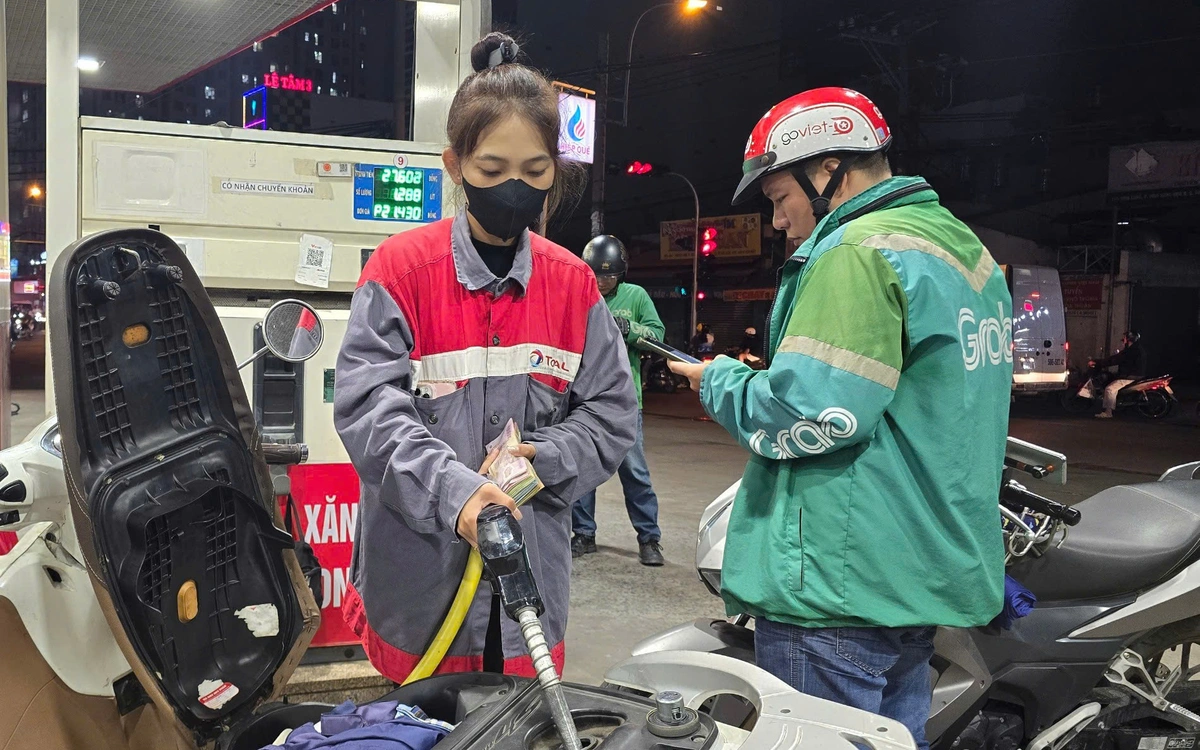 Người dân hưởng lợi gì khi doanh nghiệp được quyền định giá bán lẻ xăng dầu?