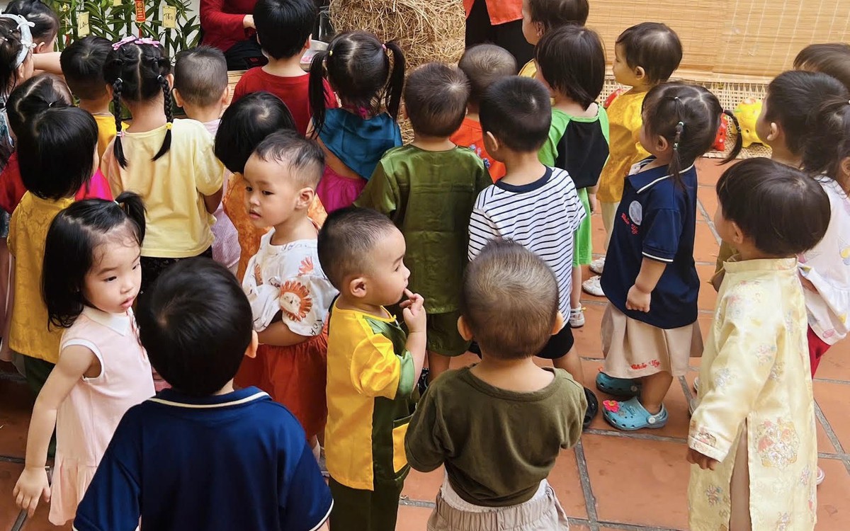 Mua đồng phục ngủ, người nói hợp lý người kêu 'vẽ vời'