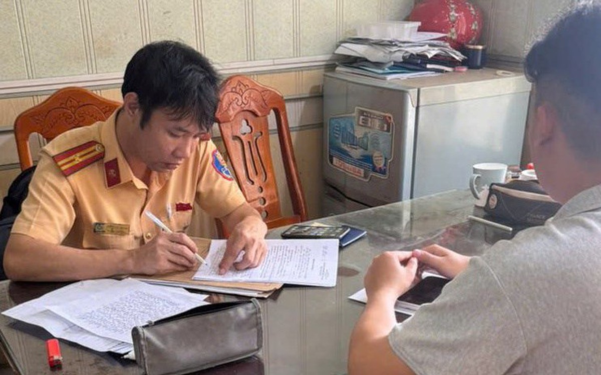 Tài xế bị phạt 38 triệu đồng vì lái ô tô tông ngã 4 người rồi bỏ chạy