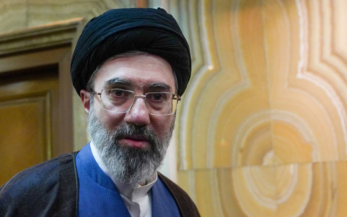 Tổng thống Iran thừa nhận 'đang rất khó' liên lạc với lãnh tụ tối cao Mojtaba Khamenei