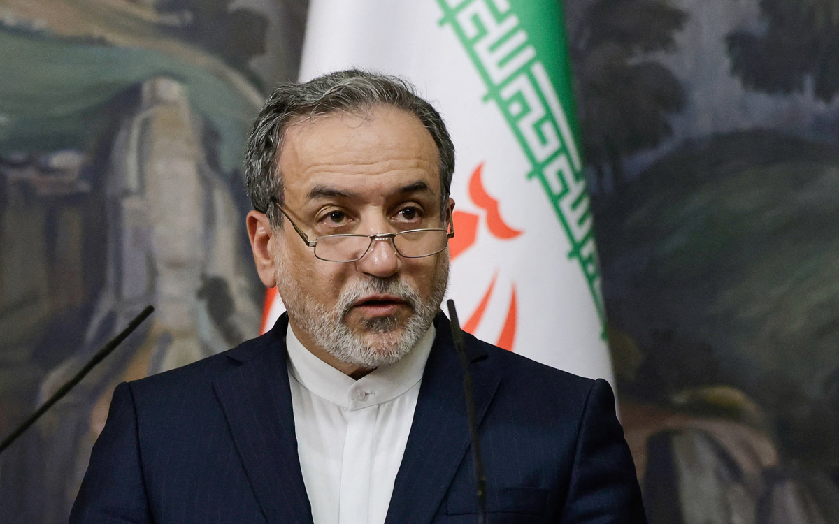 Iran nêu điều kiện nối lại đàm phán với Mỹ và mở eo biển Hormuz
