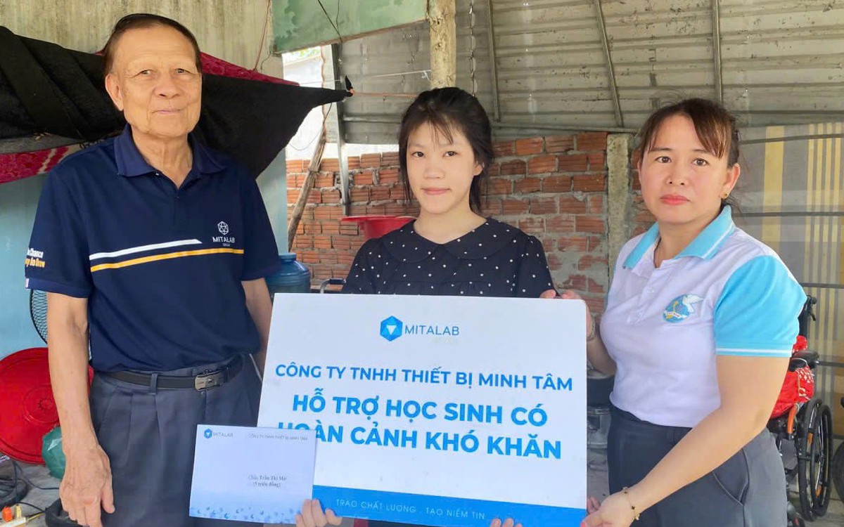 Phụ nữ Đà Nẵng huy động hơn 1,3 tỉ đồng tiếp bước đến trường