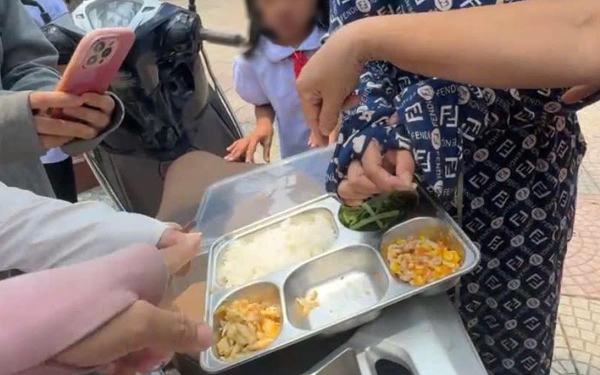 Vụ hai ngày liền gần 13h mới có cơm bán trú: Trường tổ chức ăn bán trú lại từ ngày mai