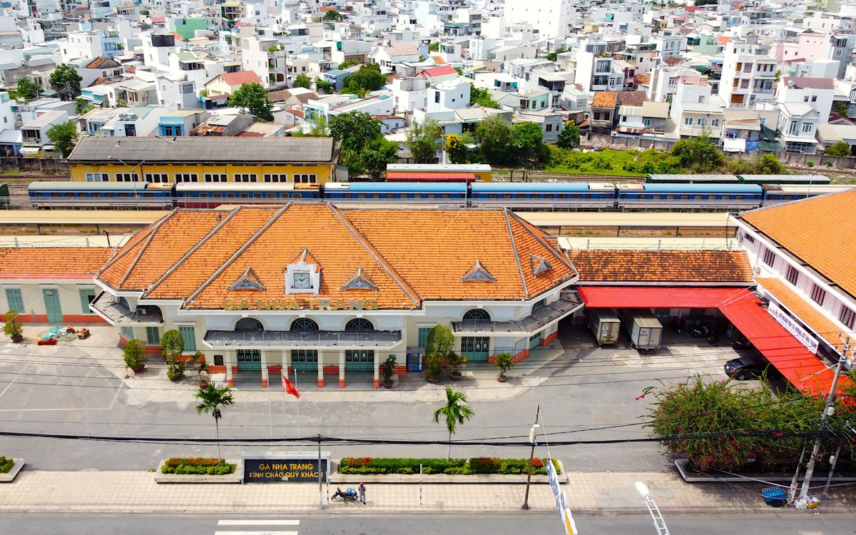 Cử tri đề nghị không di dời ga Nha Trang, tỉnh trả lời ra sao?