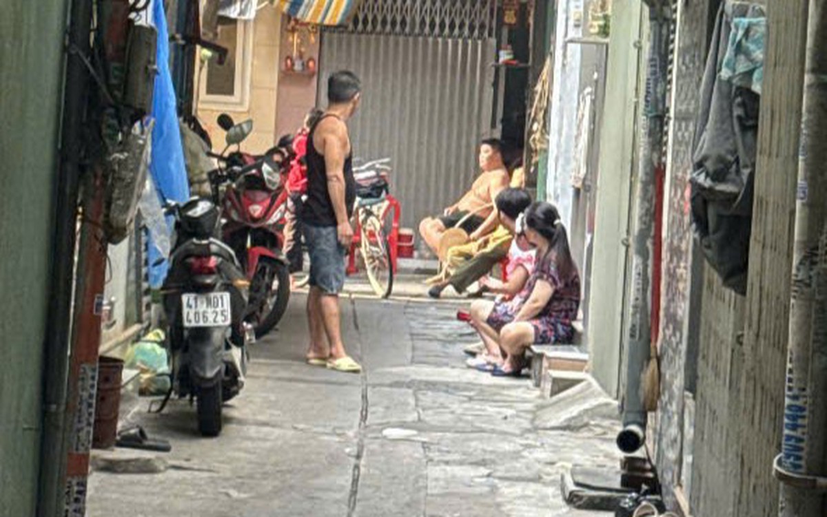 Cháy nhà lúc nửa đêm ở phường Chợ Lớn, 2 người tử vong, 5 người bị thương