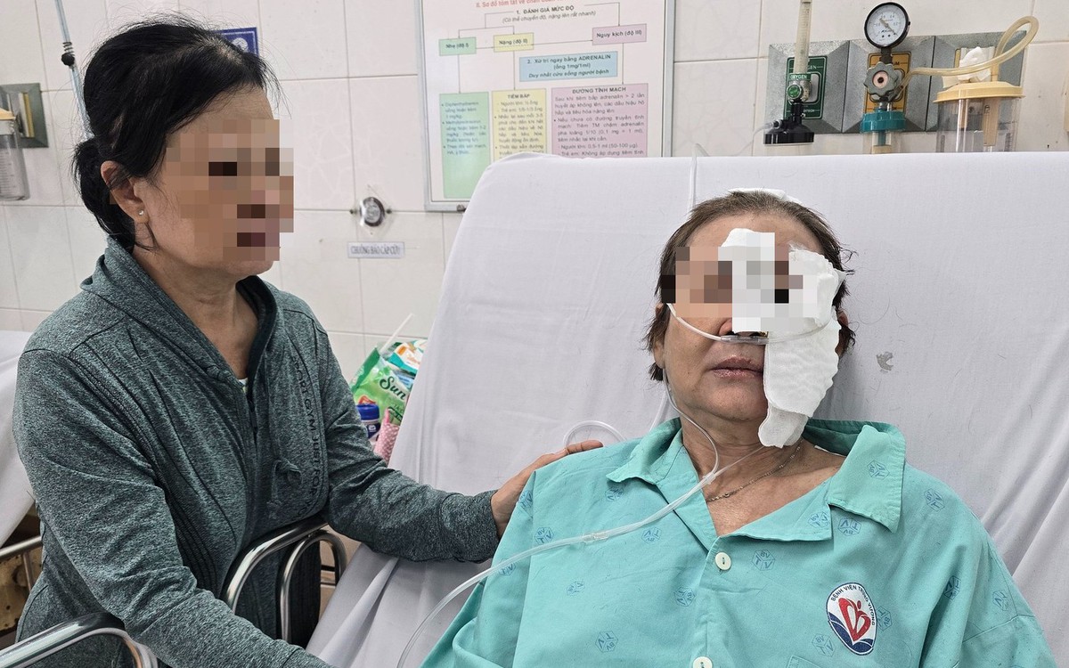 Nạn nhân sống sót trong vụ cháy 2 người chết ở phường Chợ Lớn: 'Hàng xóm phá cửa cho tôi chui ra'