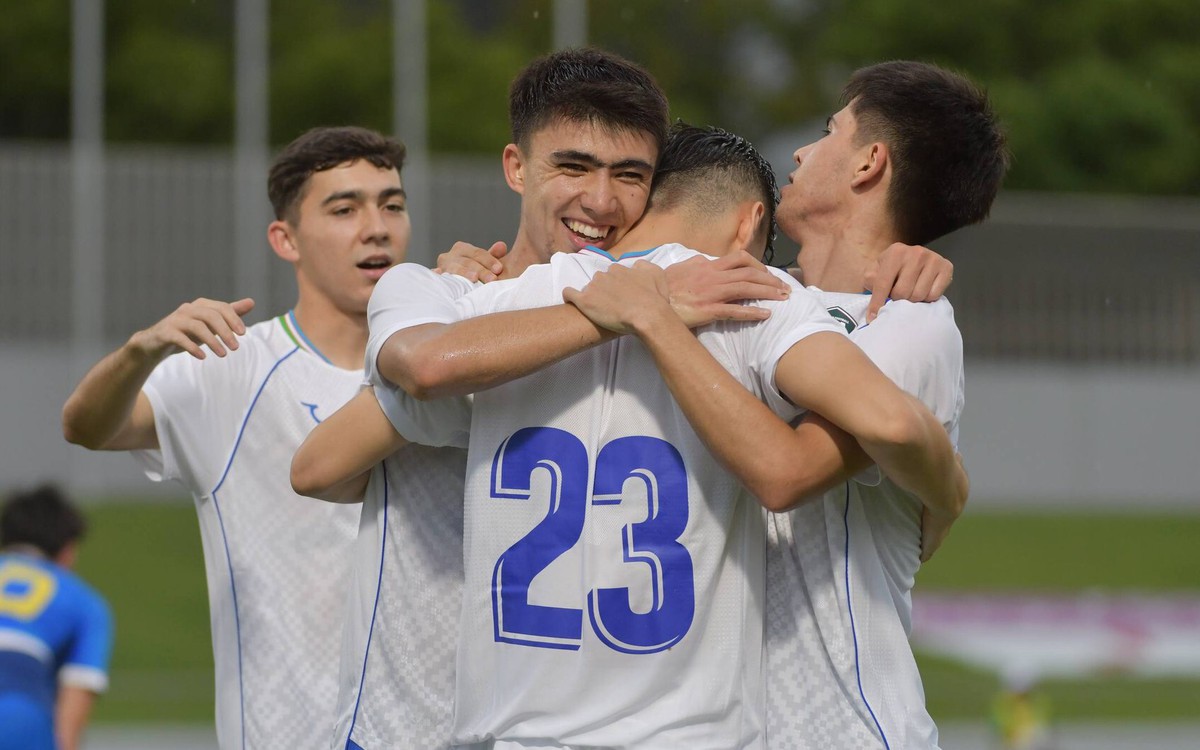 U23 Uzbekistan báo thêm tin vui cho U23 Việt Nam