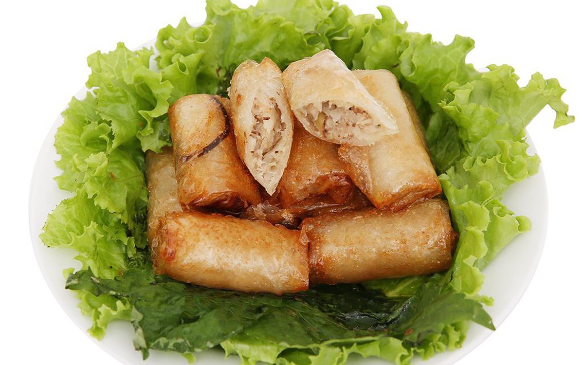 Thương hiệu tôi yêu: Đứng bếp cùng mẹ chờ chả giò Cầu Tre