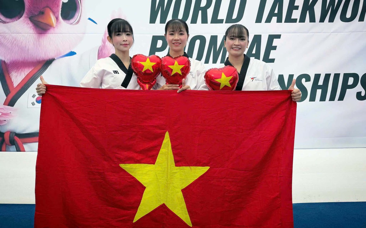 Châu Tuyết Vân cùng đồng đội bảo vệ thành công HCV taekwondo thế giới