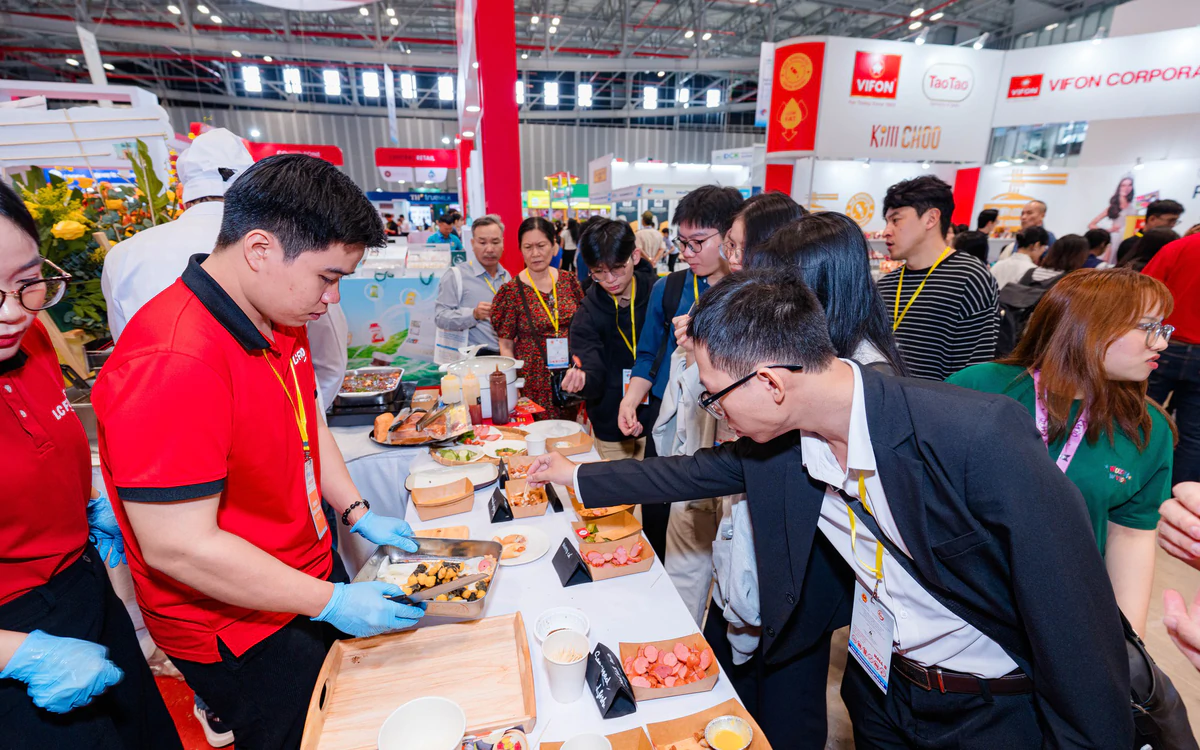 500 nhà mua hàng quốc tế tham dự Viet Nam International Sourcing tại TP.HCM