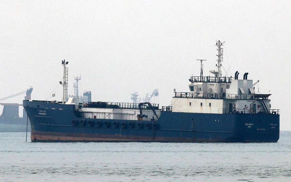 Iran gửi yêu cầu thương lượng đến Mỹ, đồng thời tuyên bố cải tiến tên lửa siêu vượt âm