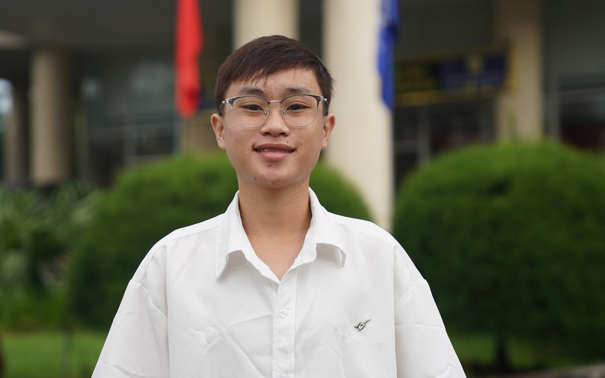 18 tuổi bệnh mạn tính rất nặng, đậu Bách khoa: Tôi học để không thành trở ngại
