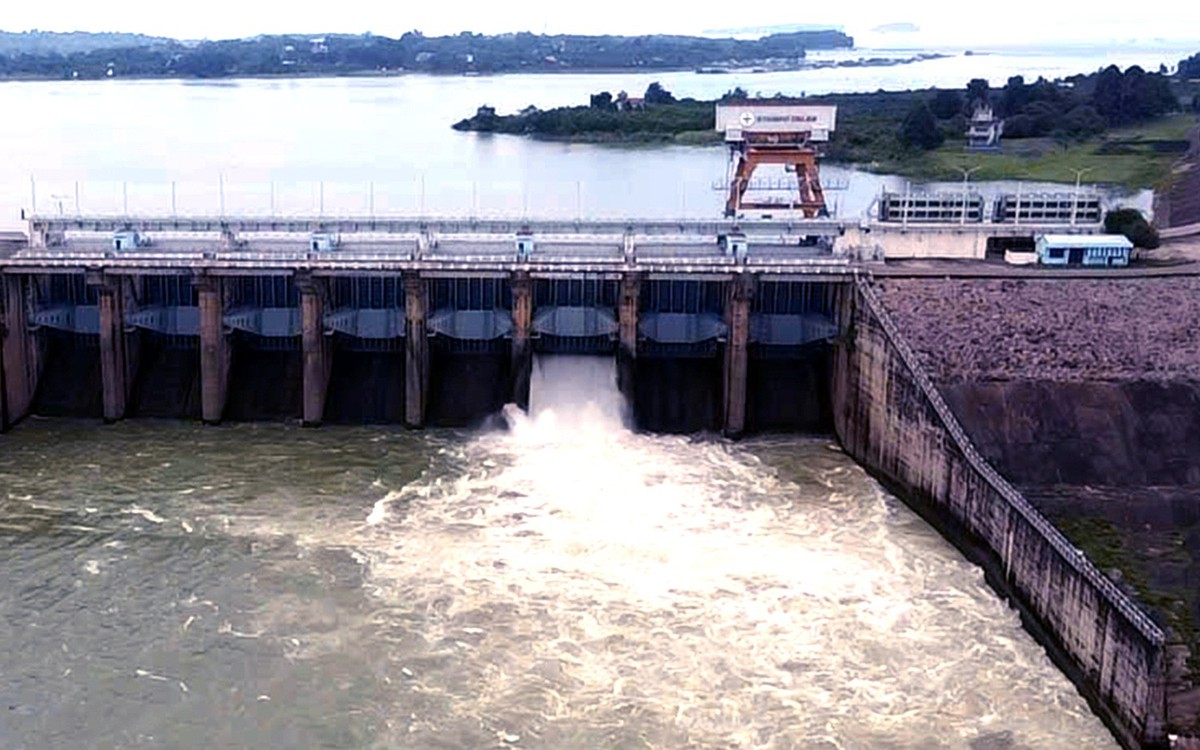 Mực nước hạ du tăng, Thủy điện Trị An đóng bớt 1 cửa xả tràn