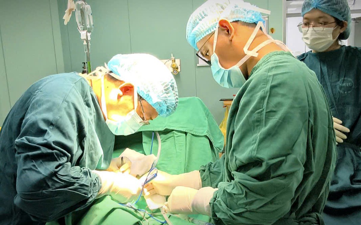 Mất một bên tinh hoàn vì nghĩ ‘chỉ đau một chút rồi khỏi’