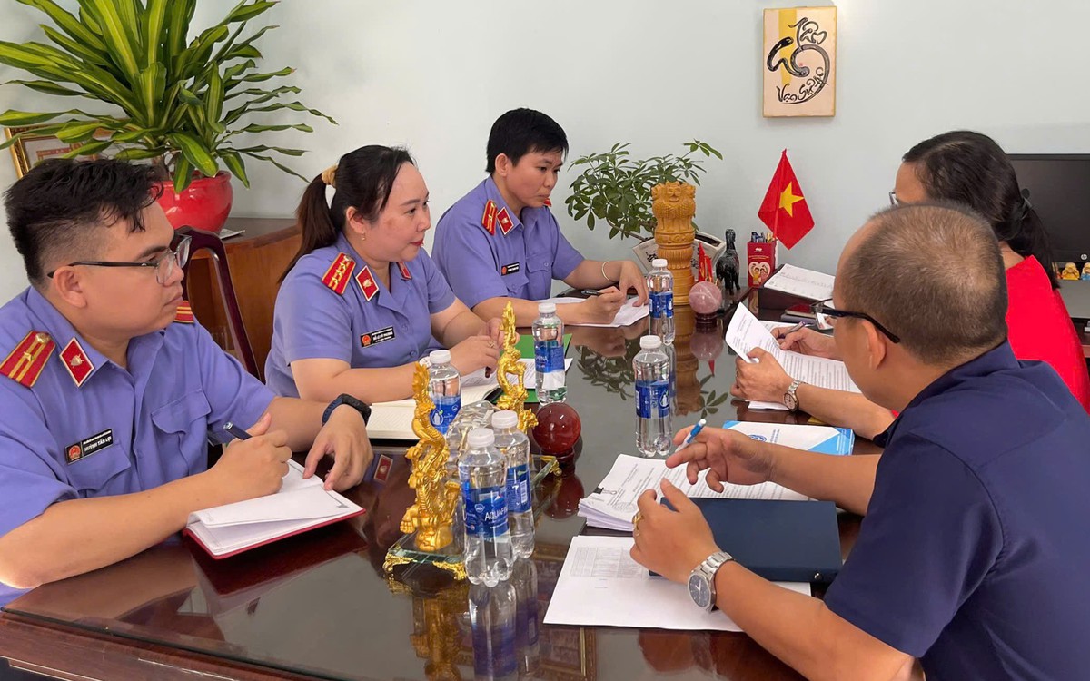 VKSND khu vực 4 TP.HCM khởi kiện 2 doanh nghiệp nợ hơn 28,4 tỉ đồng bảo hiểm xã hội
