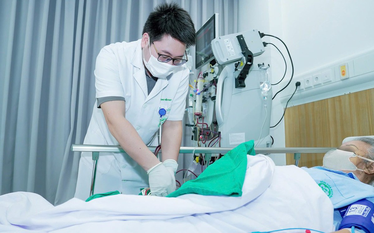 Yếu dần tay chân, nuốt khó, dấu hiệu bệnh thần kinh nguy hiểm bị nhầm với thoát vị đĩa đệm