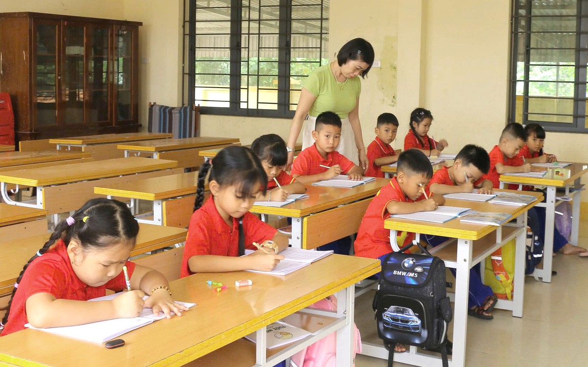 Lãnh đạo tỉnh Nghệ An chỉ đạo giải quyết vụ 127 học sinh chưa tới trường