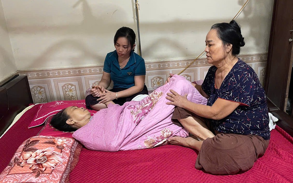 Vụ thảm án ở Đồng Nai: Mẹ già khóc ngất chờ nhìn mặt con cháu lần cuối